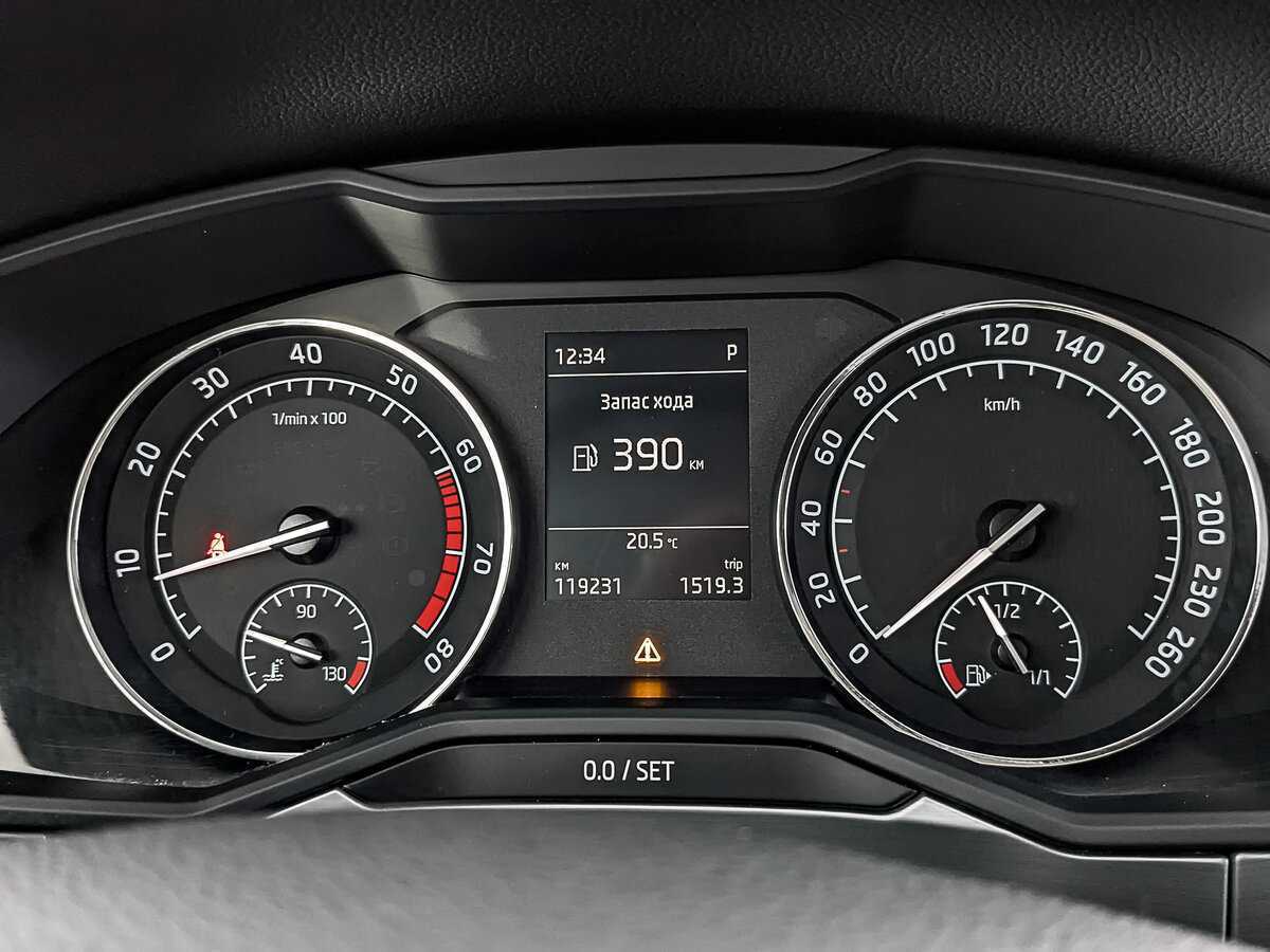 Skoda Superb с пробегом — 2017 год. Фото: #12