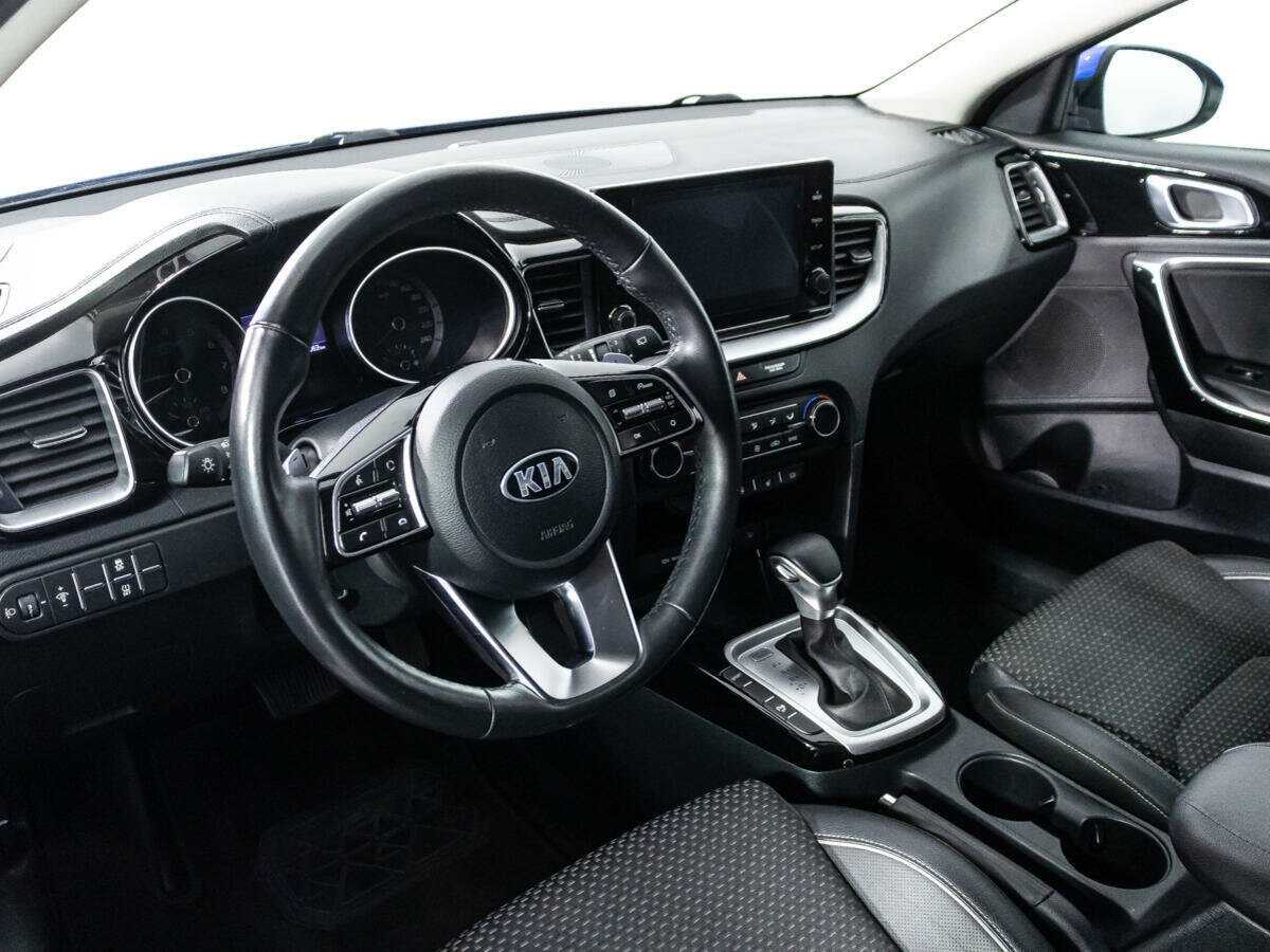 Kia Ceed с пробегом — 2021 год. Фото: #10