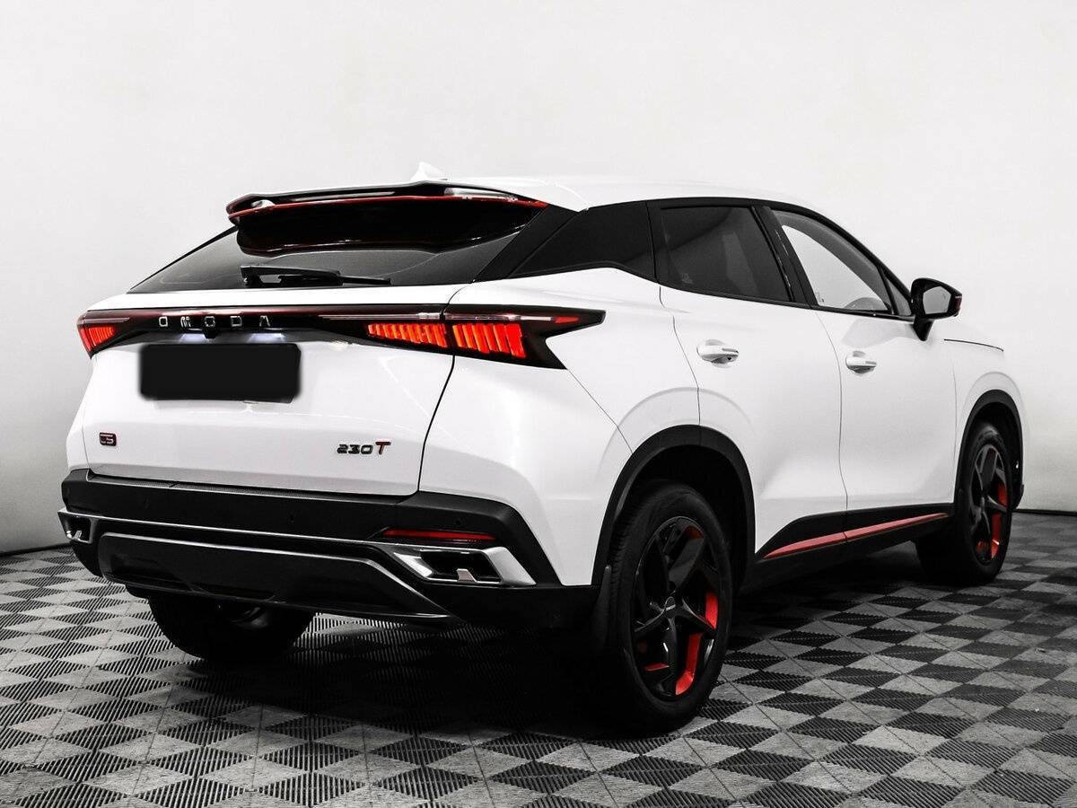 OMODA C5 с пробегом — 2023 год. Фото: #4