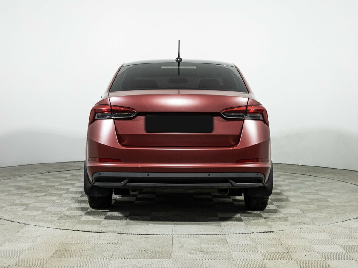Skoda Rapid с пробегом — 2020 год. Фото: #4