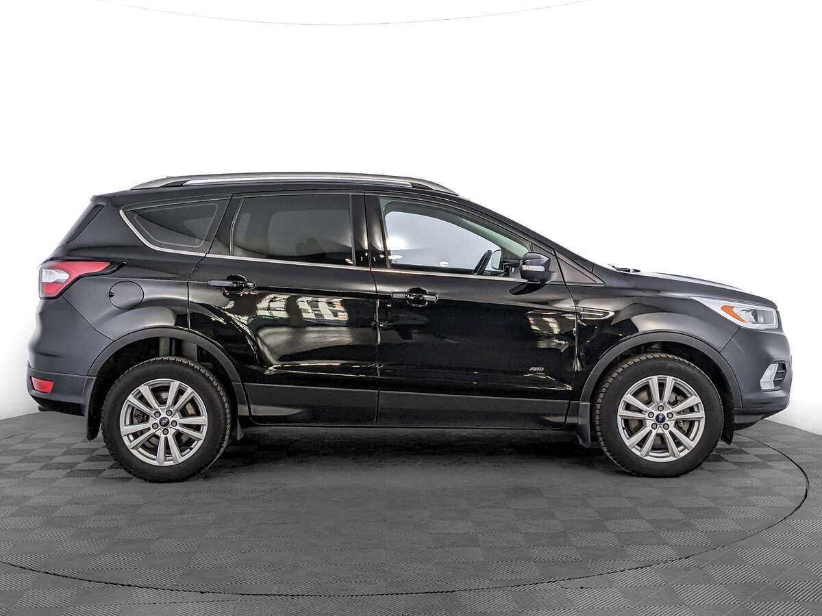 Ford Kuga с пробегом — 2016 год. Фото: #3