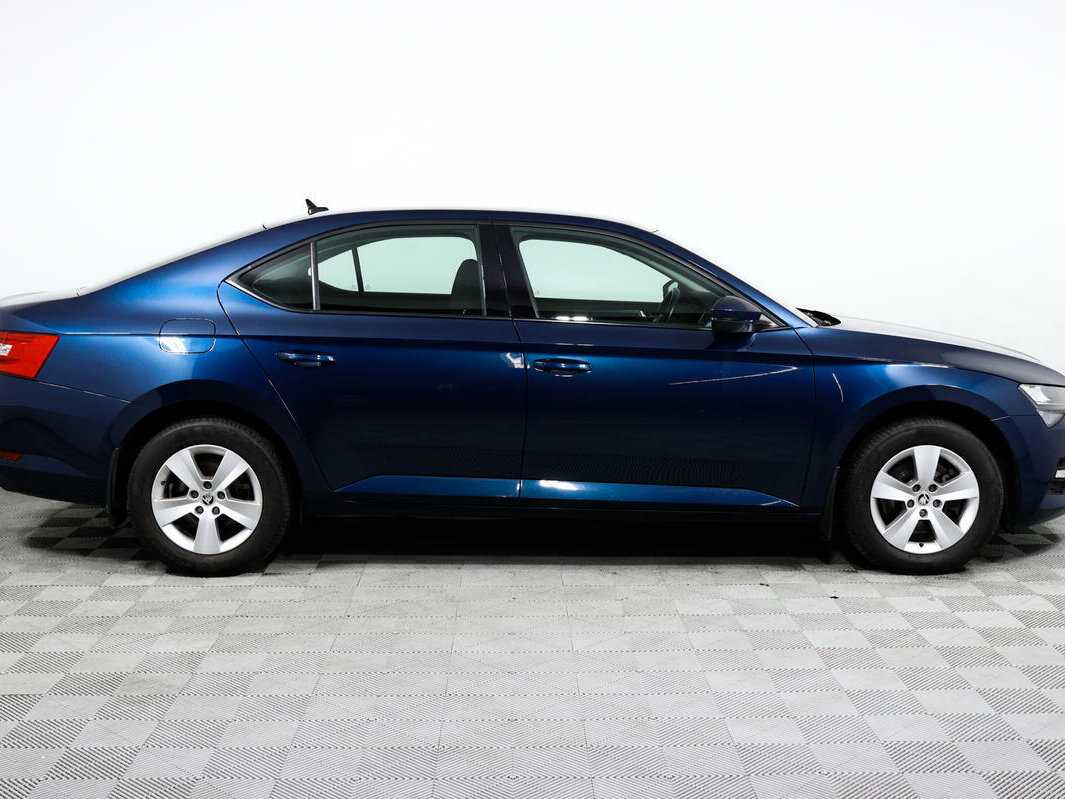 Skoda Superb с пробегом — 2020 год. Фото: #3