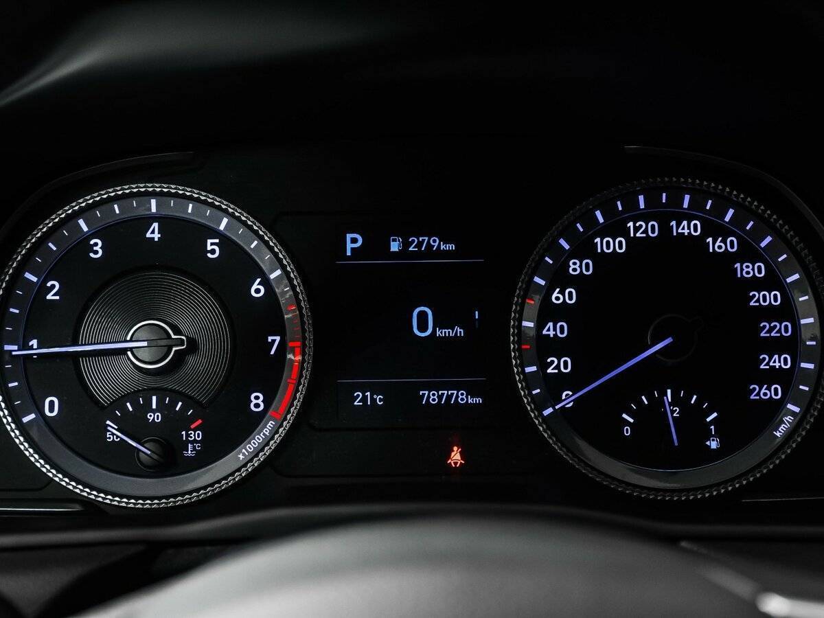 Hyundai Sonata с пробегом — 2020 год. Фото: #9