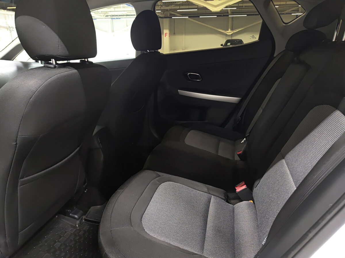 Kia Ceed с пробегом — 2018 год. Фото: #11