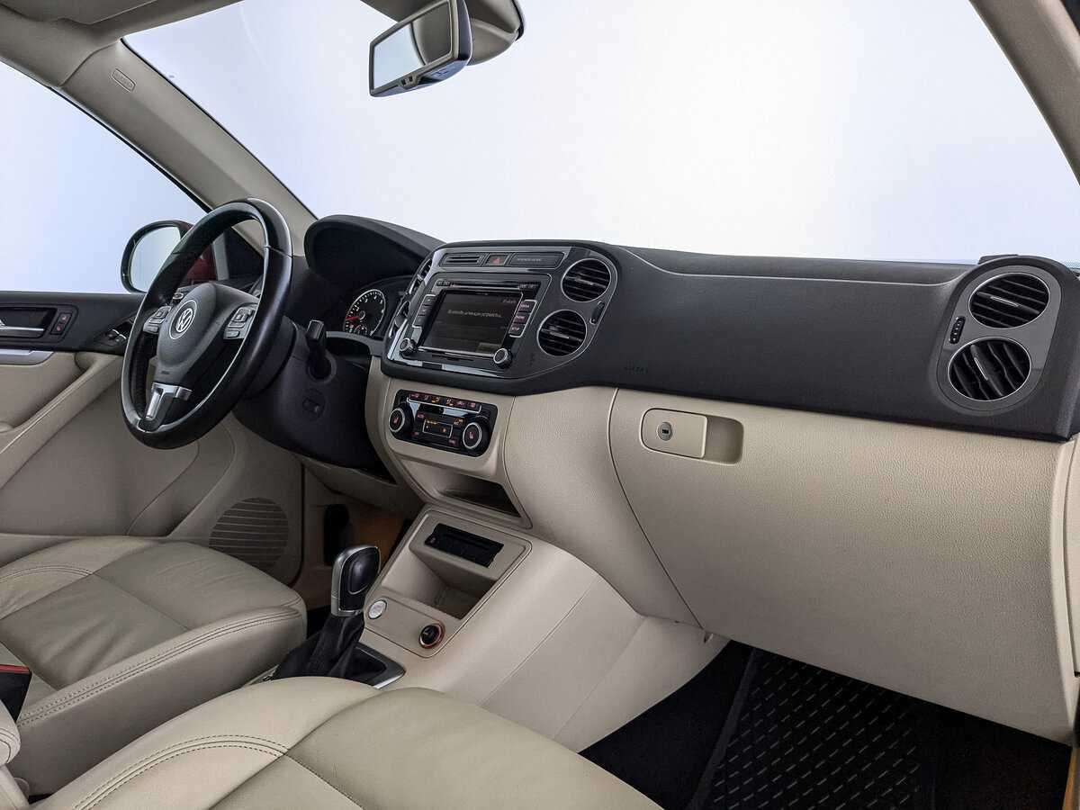 Volkswagen Tiguan с пробегом — 2014 год. Фото: #8