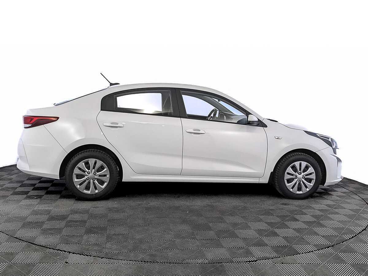 Kia Rio с пробегом — 2021 год. Фото: #3