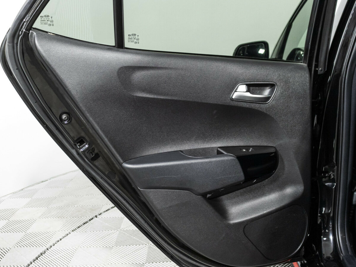 Kia Picanto с пробегом — 2021 год. Фото: #23