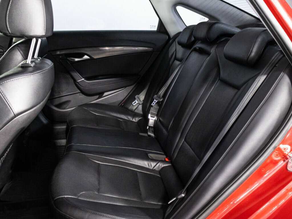 Hyundai i40 с пробегом — 2013 год. Фото: #9