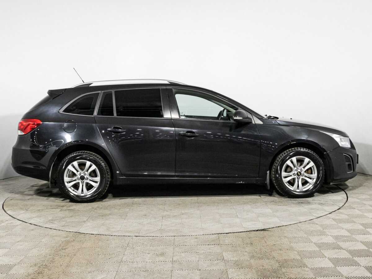 Chevrolet Cruze с пробегом — 2014 год. Фото: #3