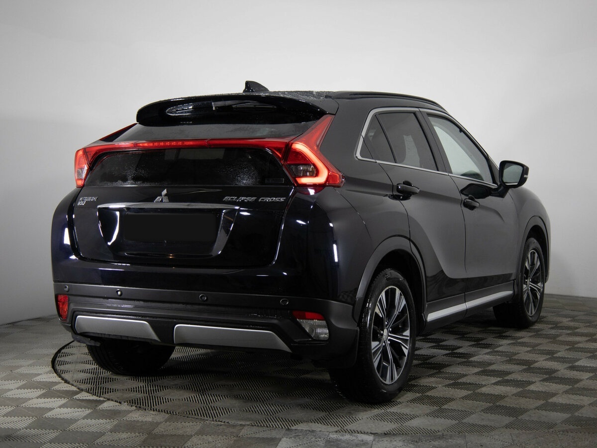 Mitsubishi Eclipse Cross с пробегом — 2019 год. Фото: #3