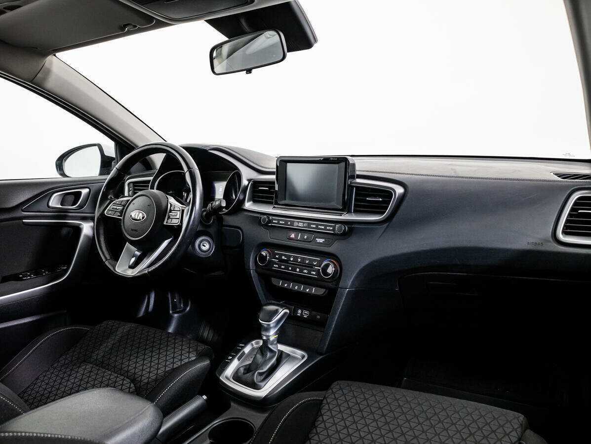 Kia Ceed с пробегом — 2019 год. Фото: #8
