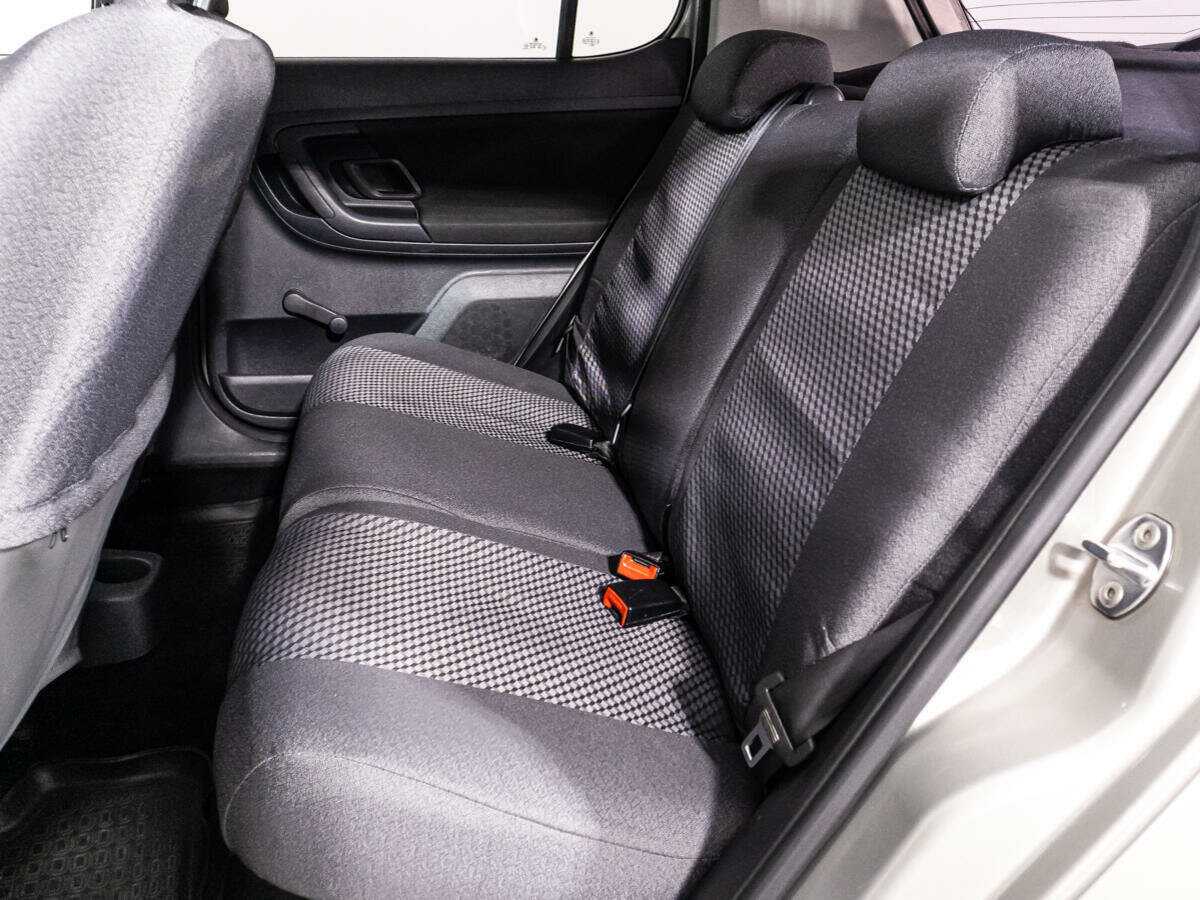 Skoda Fabia с пробегом — 2012 год. Фото: #9