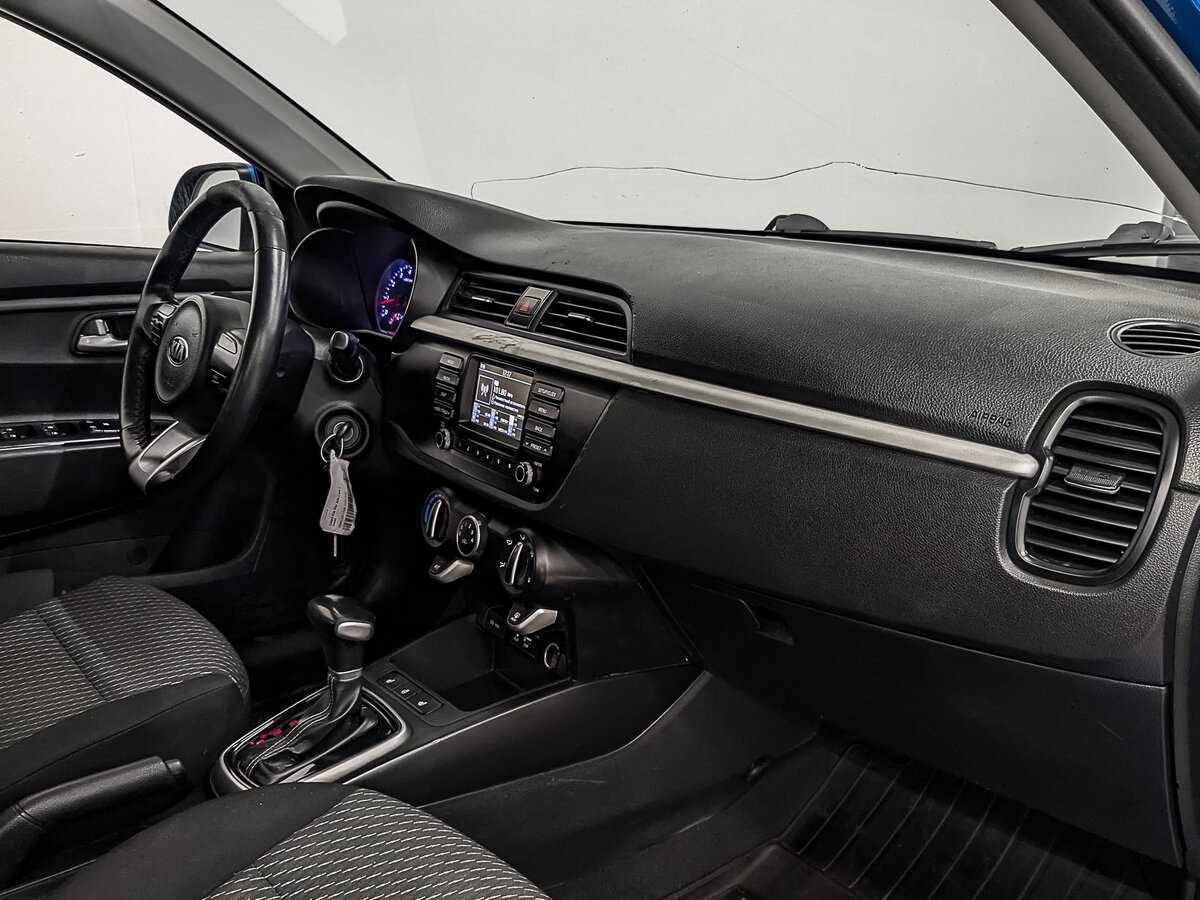 Kia Rio с пробегом — 2020 год. Фото: #9