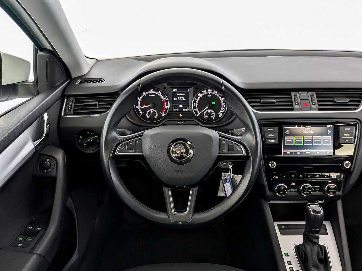 Skoda Octavia с пробегом — 2018 год. Фото: #20
