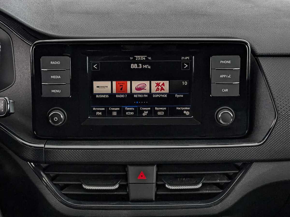 Volkswagen Polo с пробегом — 2021 год. Фото: #16