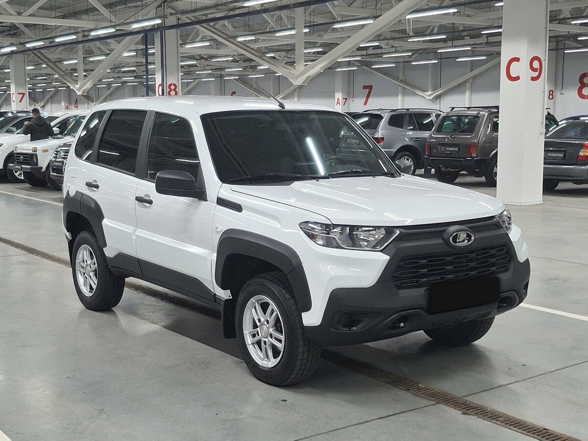 Lada (ВАЗ) Niva Travel с пробегом — 2023 год. Фото: #2