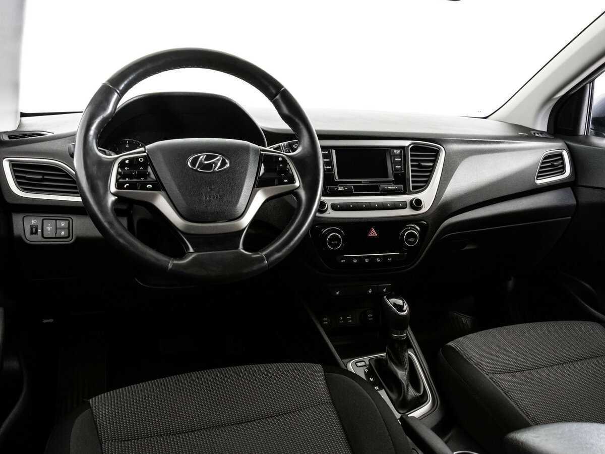 Hyundai Solaris с пробегом — 2017 год. Фото: #7