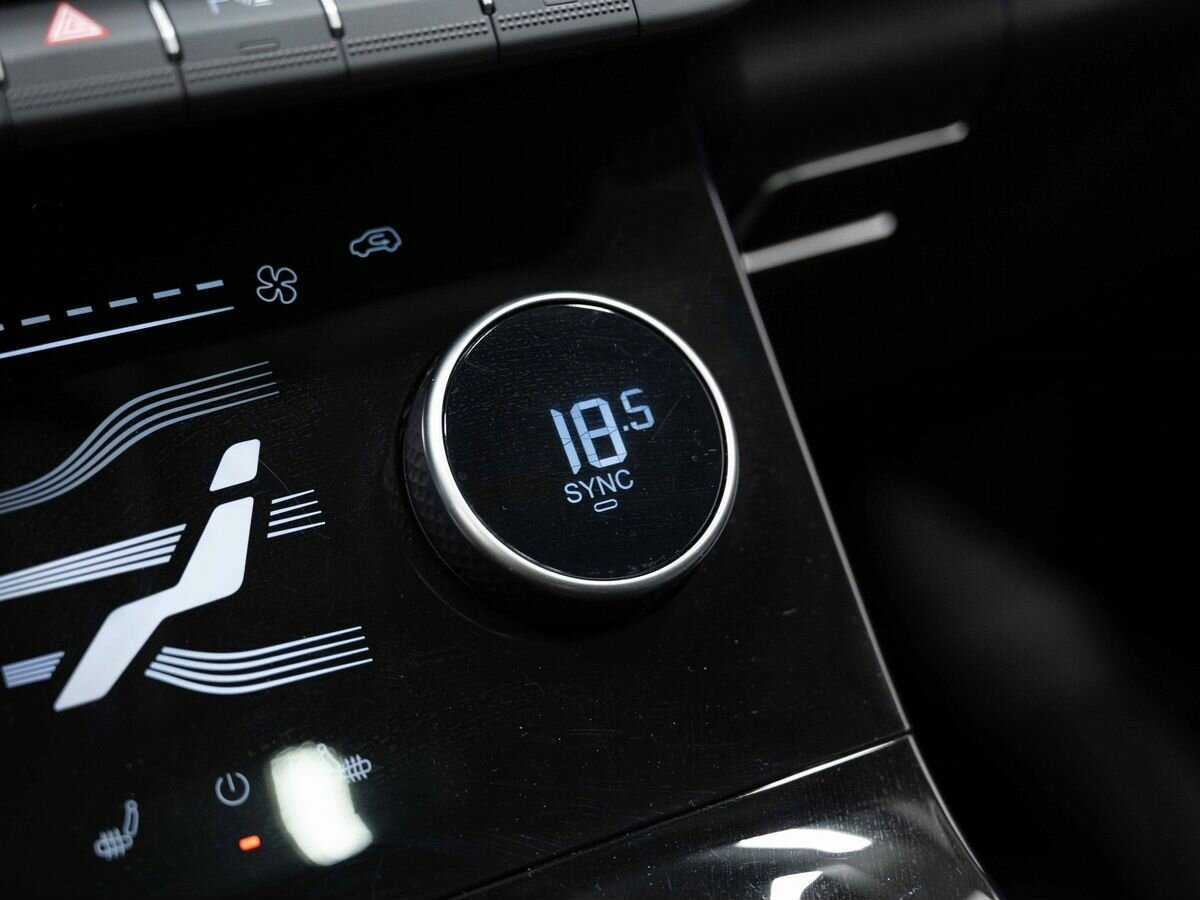 EXEED LX с пробегом — 2023 год. Фото: #21