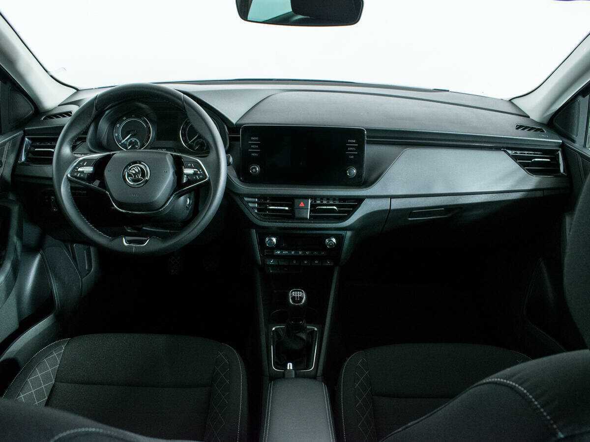 Skoda Rapid с пробегом — 2022 год. Фото: #11