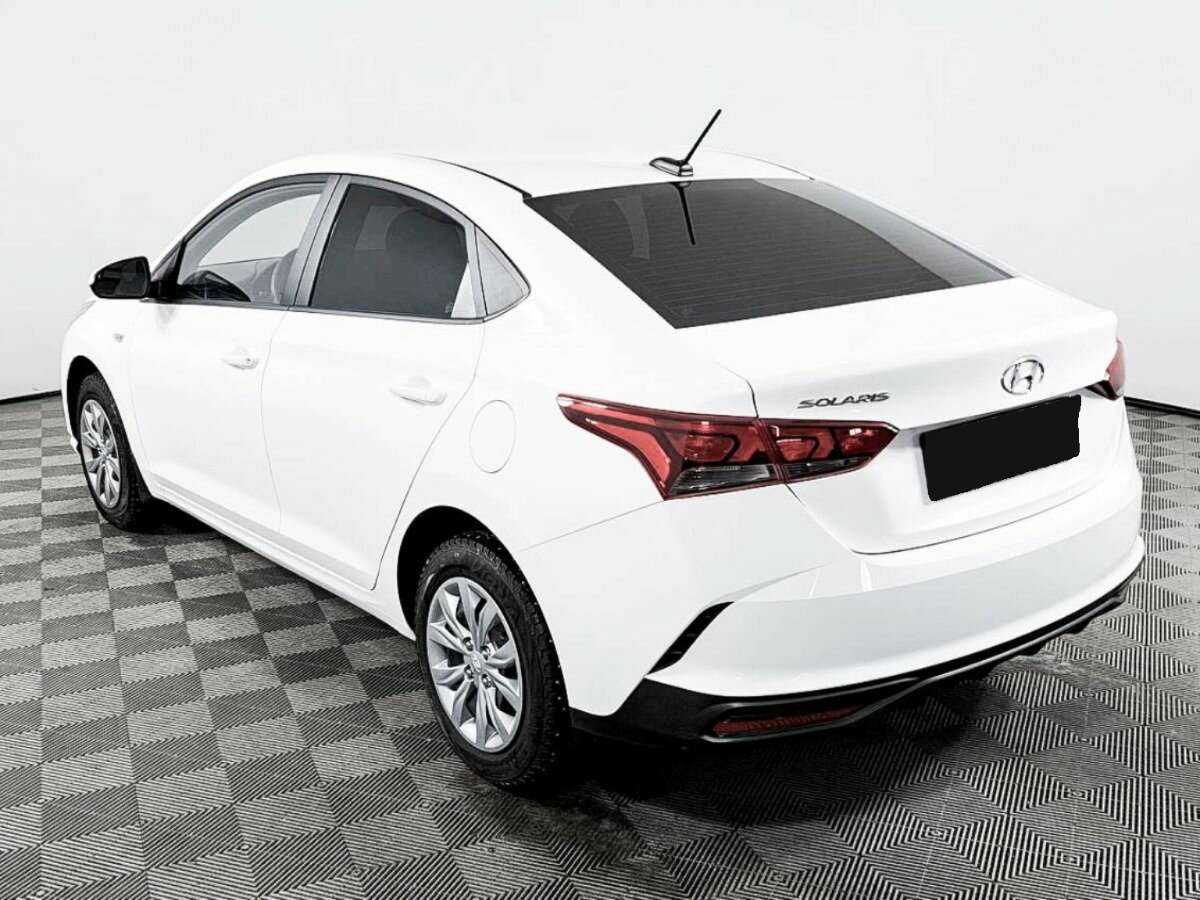Hyundai Solaris с пробегом — 2021 год. Фото: #6
