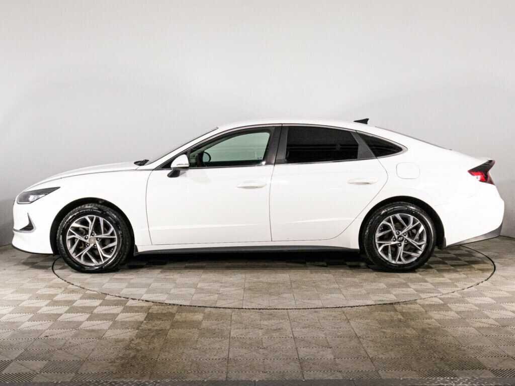 Hyundai Sonata с пробегом — 2020 год. Фото: #7