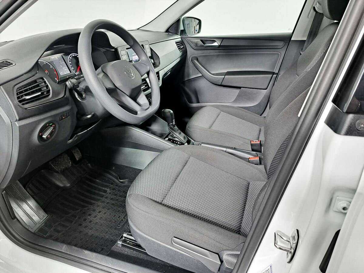 Volkswagen Polo с пробегом — 2021 год. Фото: #11