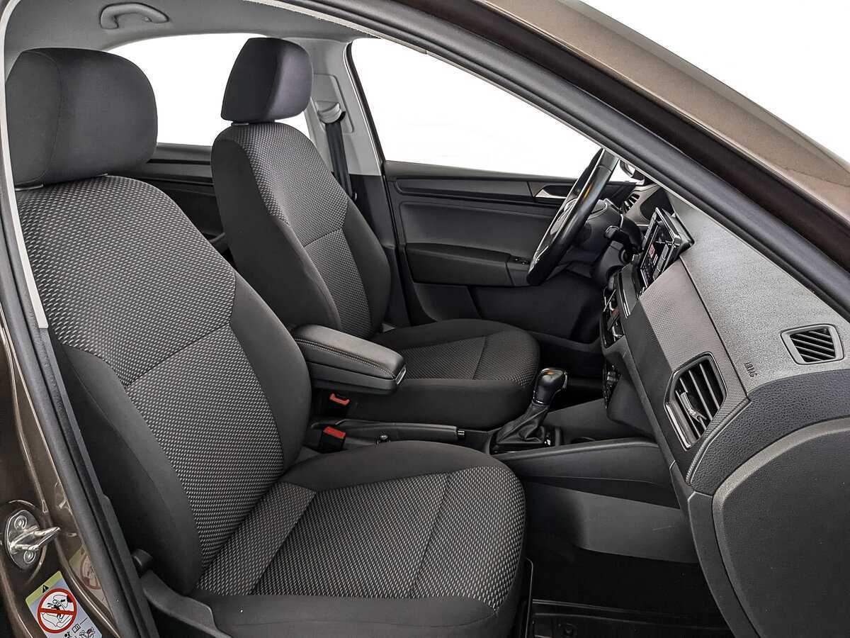 Volkswagen Polo с пробегом — 2020 год. Фото: #19