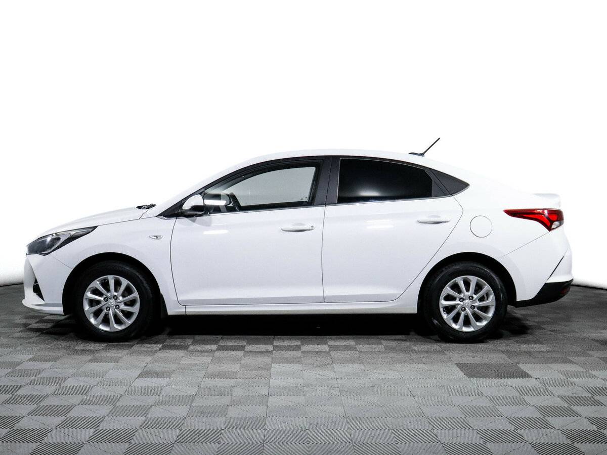 Hyundai Solaris с пробегом — 2021 год. Фото: #7