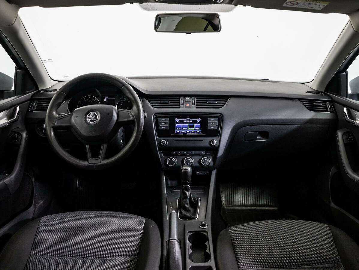 Skoda Octavia с пробегом — 2015 год. Фото: #12