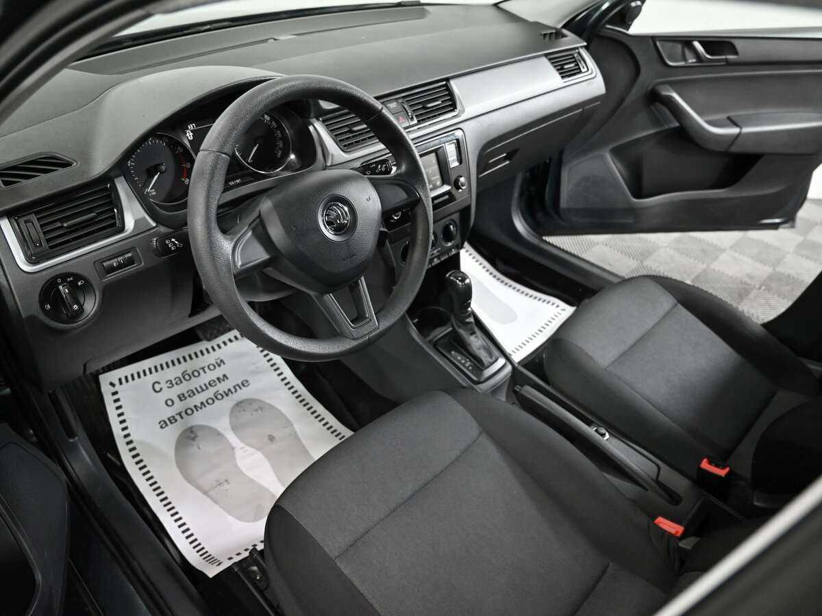 Skoda Rapid с пробегом — 2016 год. Фото: #4