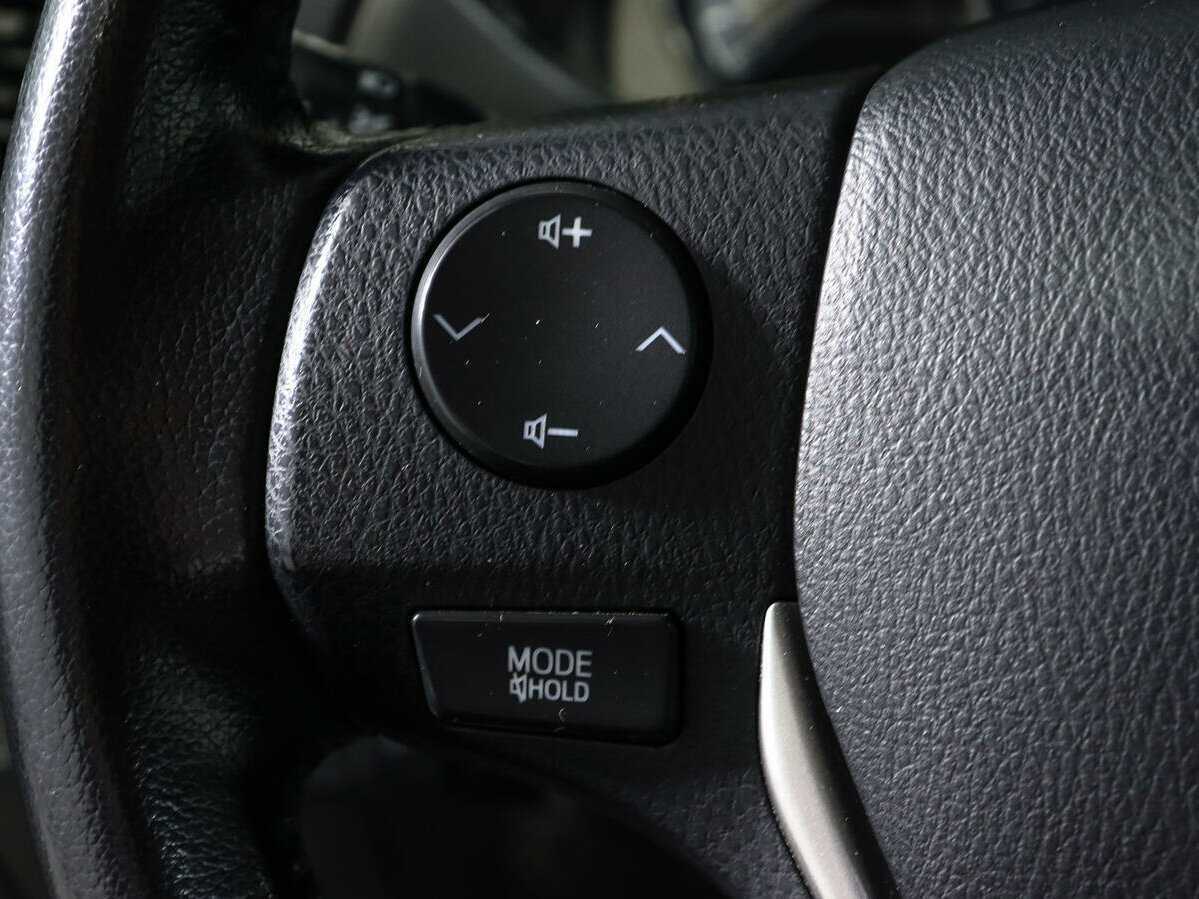 Toyota Corolla с пробегом — 2016 год. Фото: #12