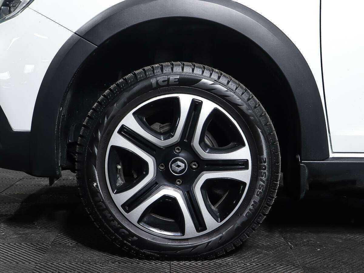 Renault Logan с пробегом — 2020 год. Фото: #17