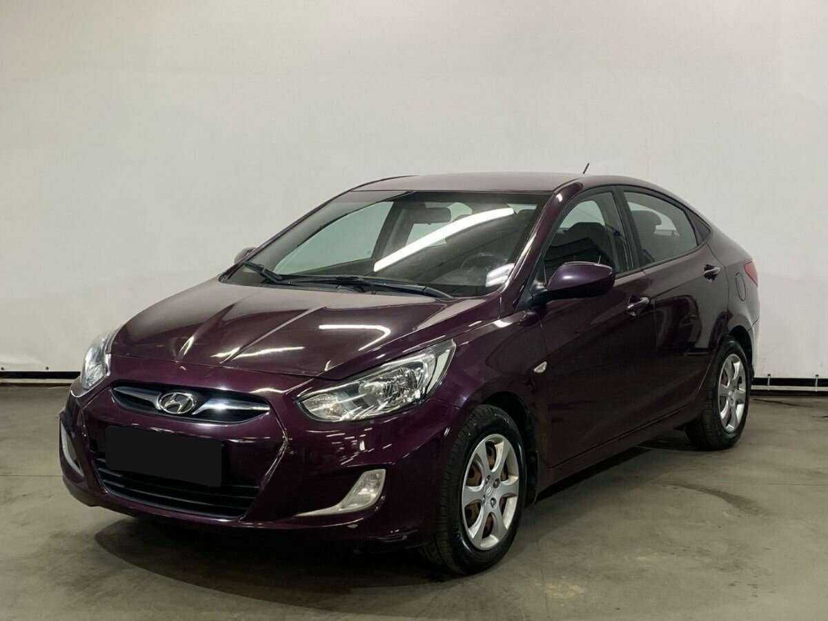Hyundai Solaris с пробегом — 2012 год. Посмотреть фото