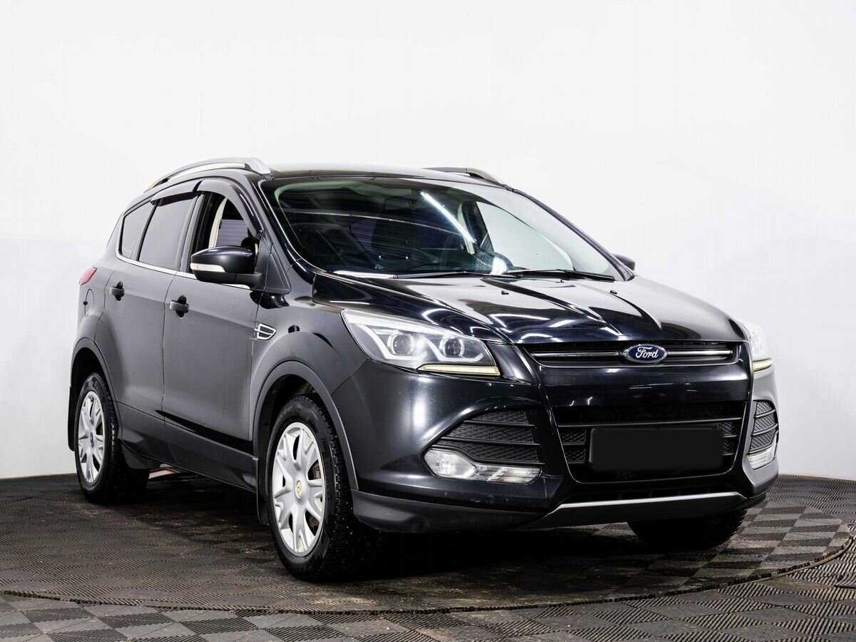 Ford Kuga с пробегом — 2014 год. Фото: #2