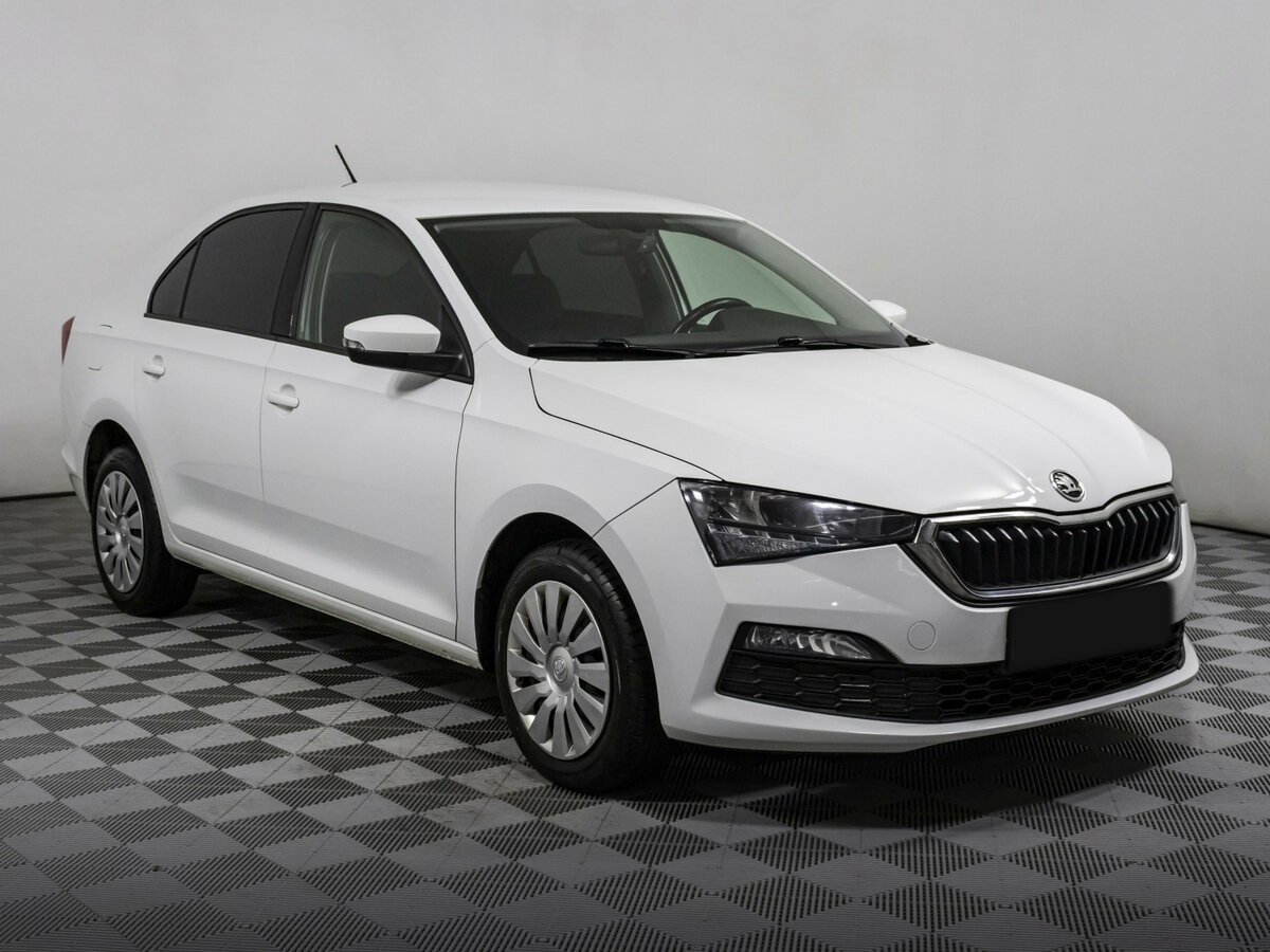 Skoda Rapid с пробегом — 2021 год. Фото: #2