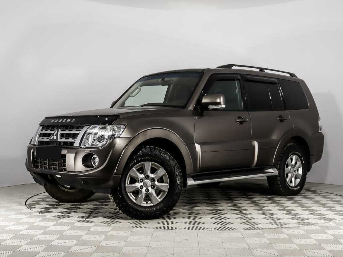 Mitsubishi Pajero с пробегом — 2013 год. Посмотреть фото