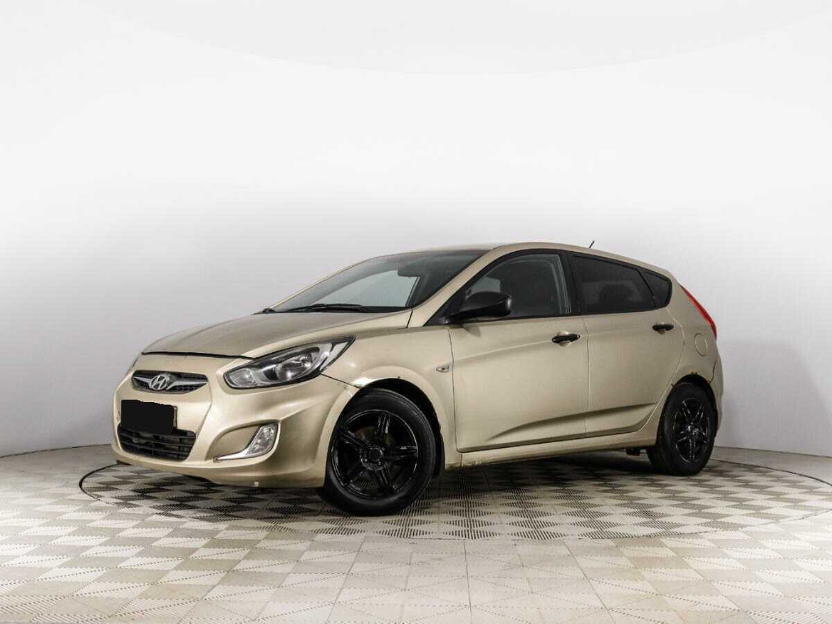 Hyundai Solaris с пробегом — 2013 год. Посмотреть фото