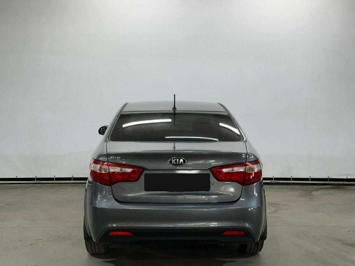 Kia Rio с пробегом — 2014 год. Фото: #5