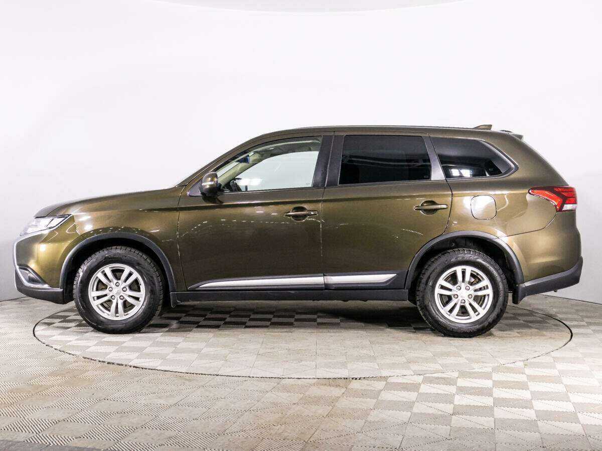 Mitsubishi Outlander с пробегом — 2019 год. Фото: #7