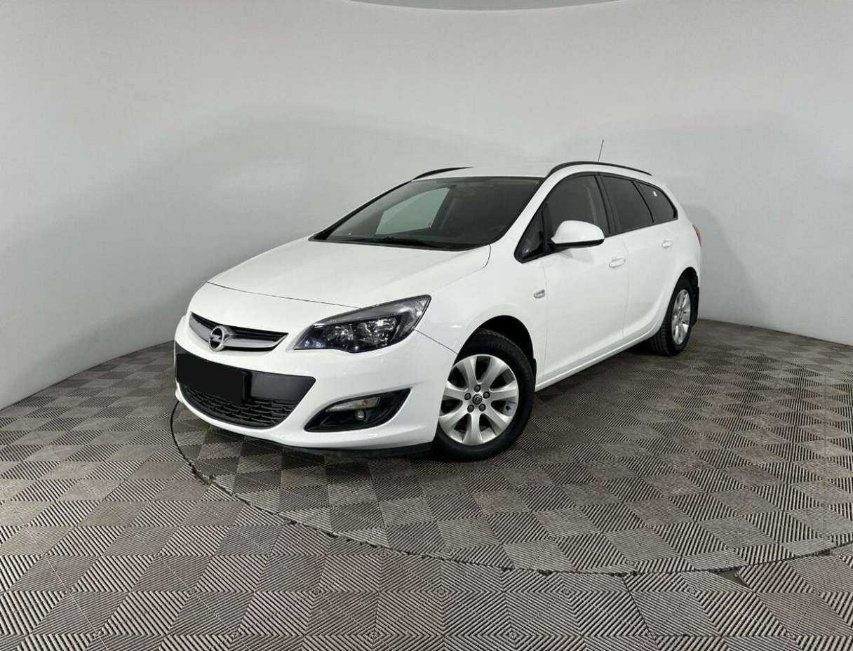 Opel Astra с пробегом — 2013 год. Посмотреть фото