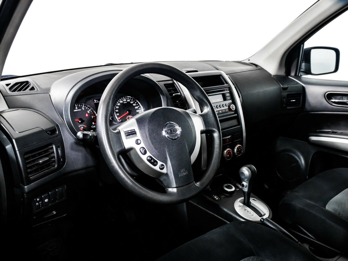 Nissan X-Trail с пробегом — 2013 год. Фото: #10