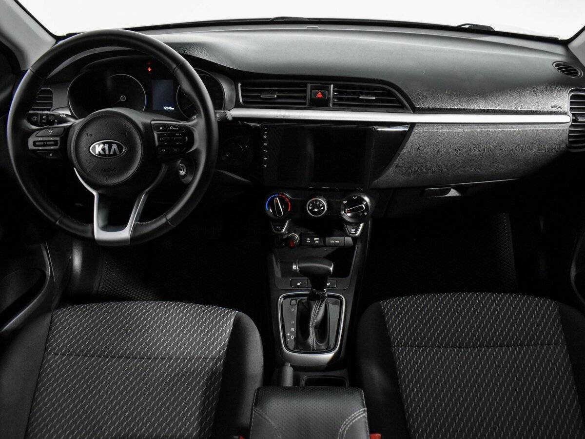 Kia Rio с пробегом — 2020 год. Фото: #13