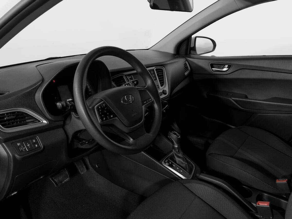 Hyundai Solaris с пробегом — 2020 год. Фото: #14