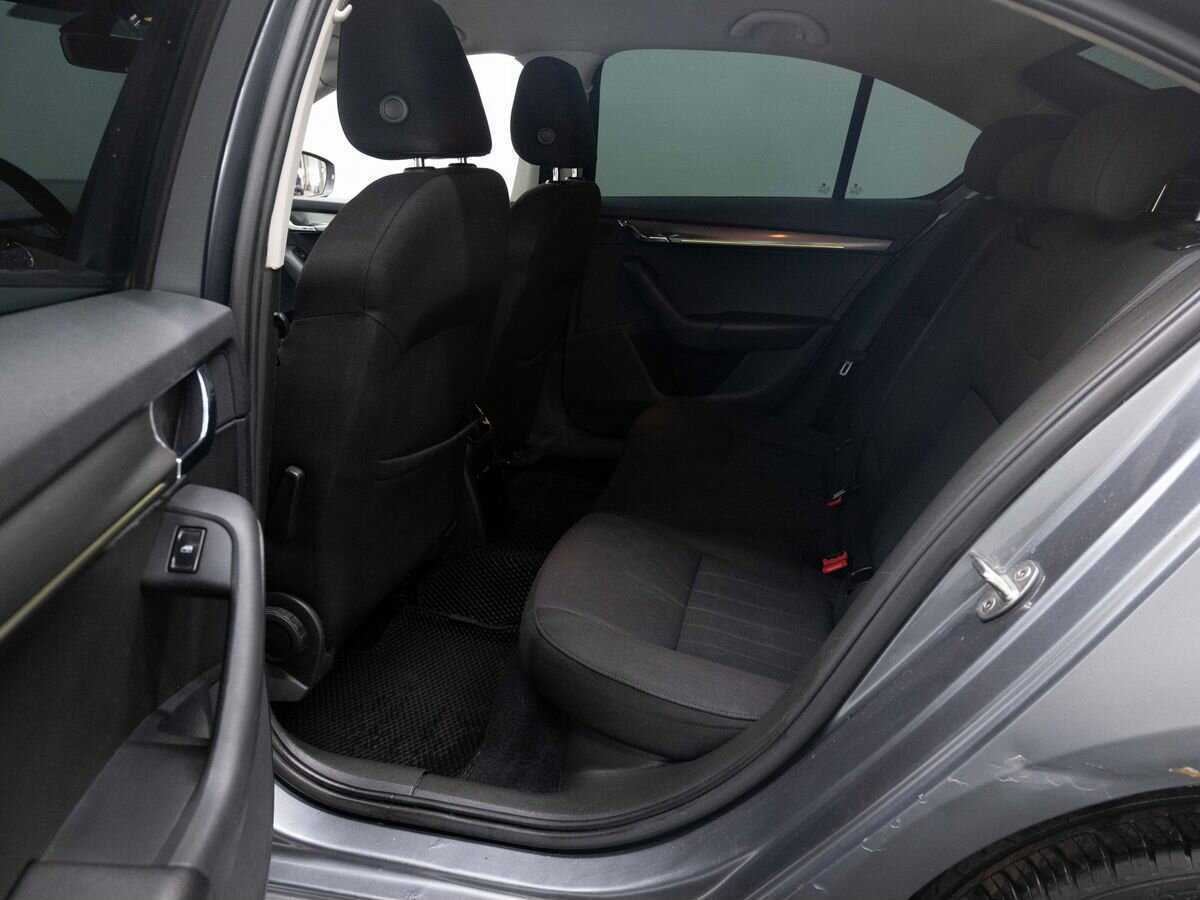 Skoda Octavia с пробегом — 2019 год. Фото: #8