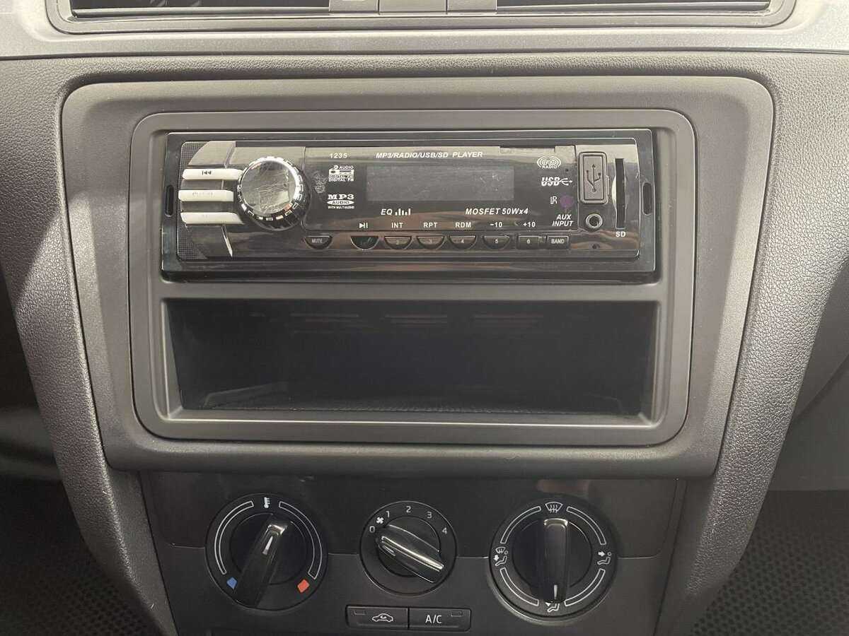 Skoda Rapid с пробегом — 2019 год. Фото: #11