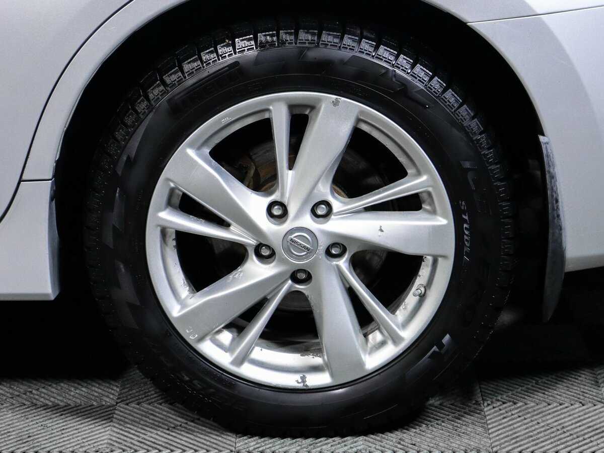 Nissan Teana с пробегом — 2015 год. Фото: #11