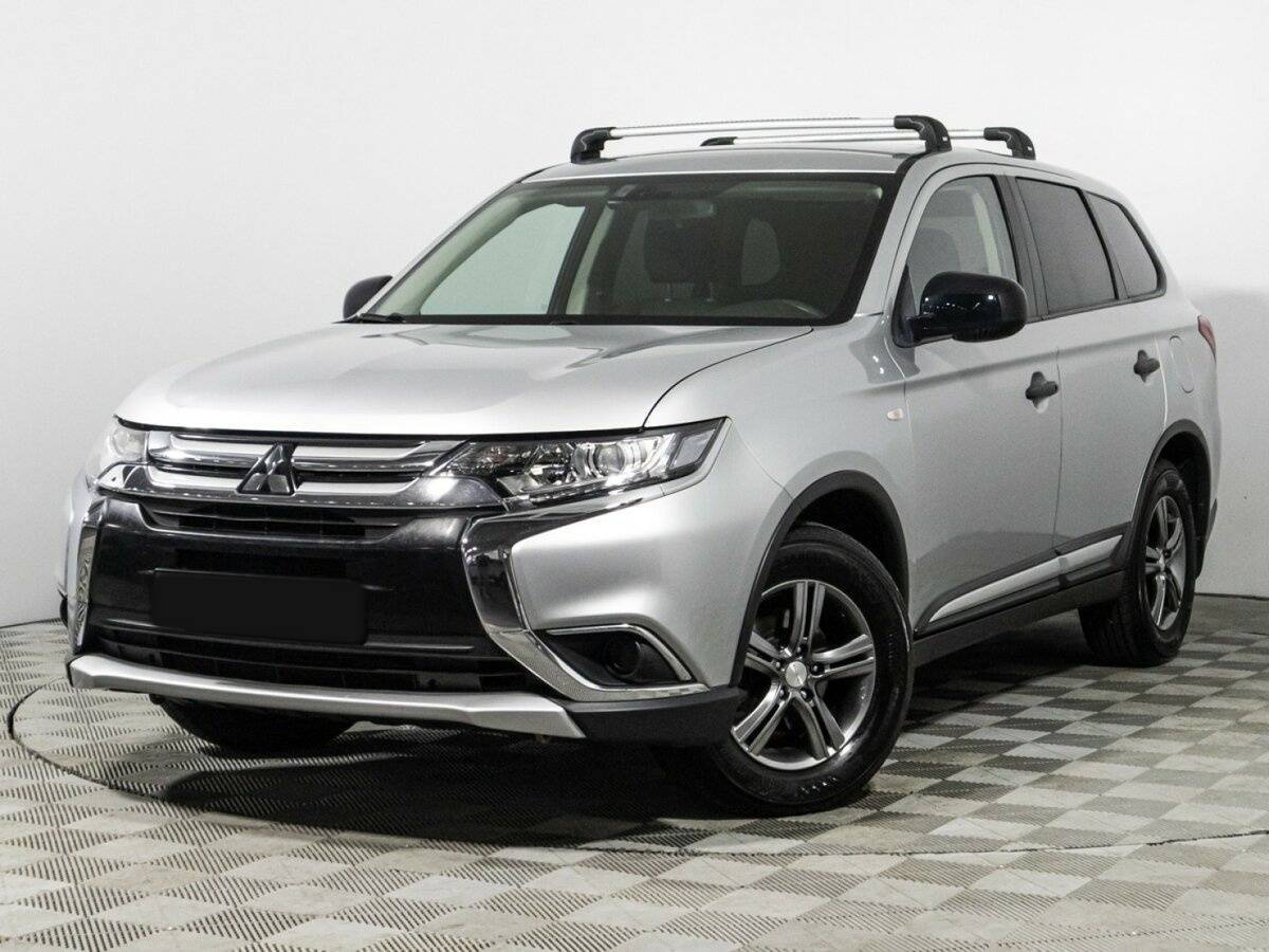 Mitsubishi Outlander с пробегом — 2017 год. Фото: #0