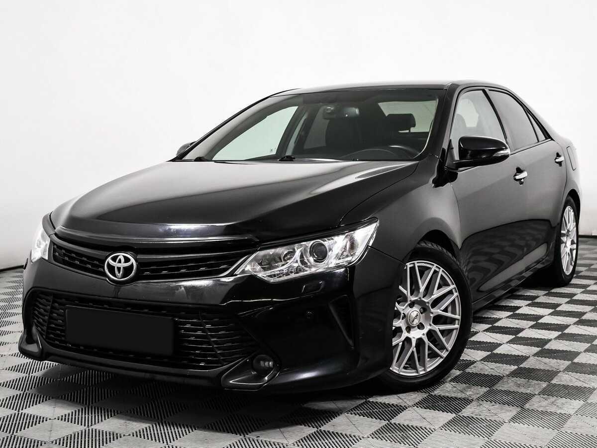 Toyota Camry с пробегом — 2017 год. Посмотреть фото