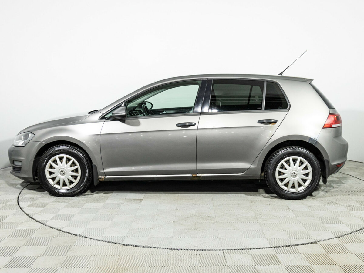Volkswagen Golf с пробегом — 2013 год. Фото: #7