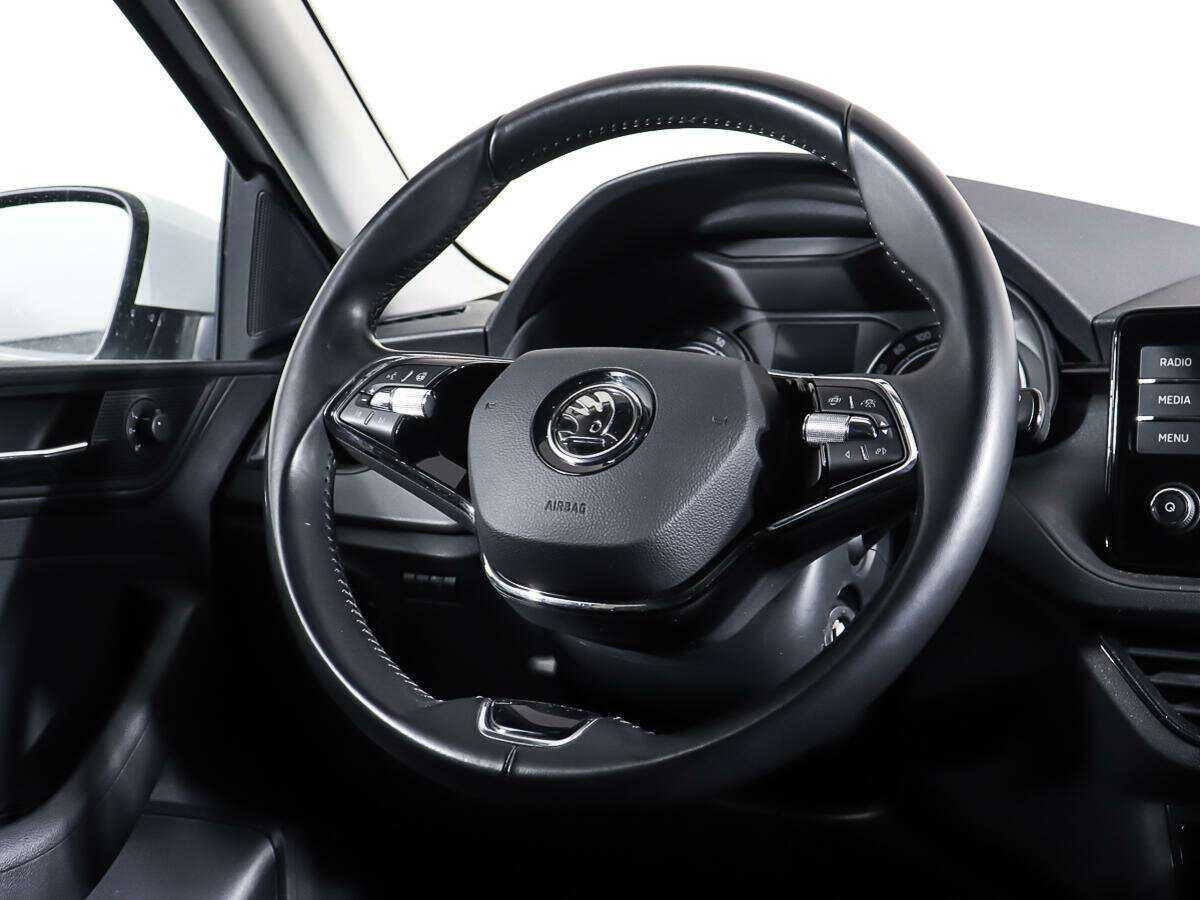 Skoda Rapid с пробегом — 2020 год. Фото: #14